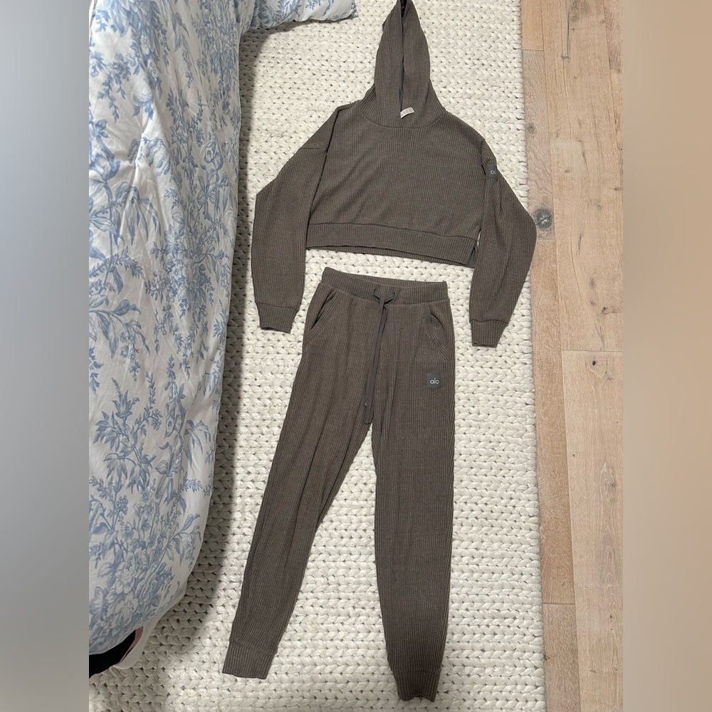 ALO Yoga Muse Hoodie and Sweatpants Set